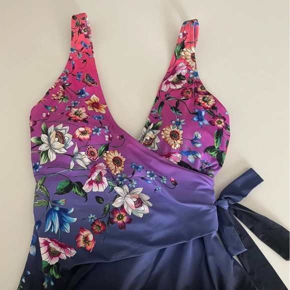 Johnny Was Ombré Garden Wrap One Piece Bathing Suit XS Multi Flowers V Neck - Picture 4 of 14